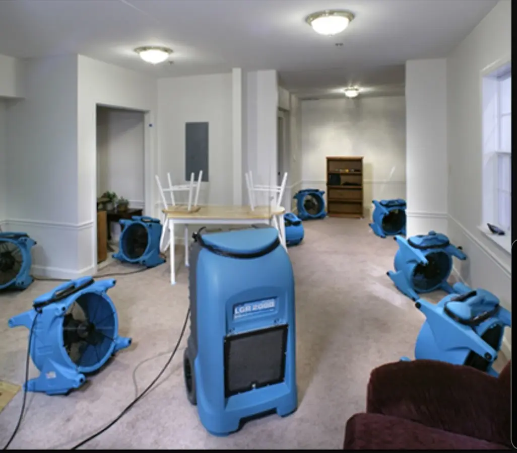 Air movers and dehumidifier setup for Water Damage Restoration in Clarkston Heights-Vineland